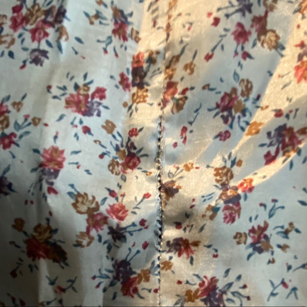 Black blazer with floral lining - Picture 5 of 5